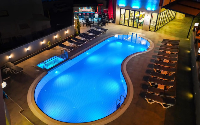 Seren Sari Hotel