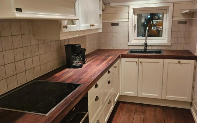 Enter Backpack Hotel