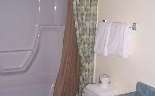 Dwight Village Motel