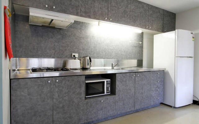 IHouse Space