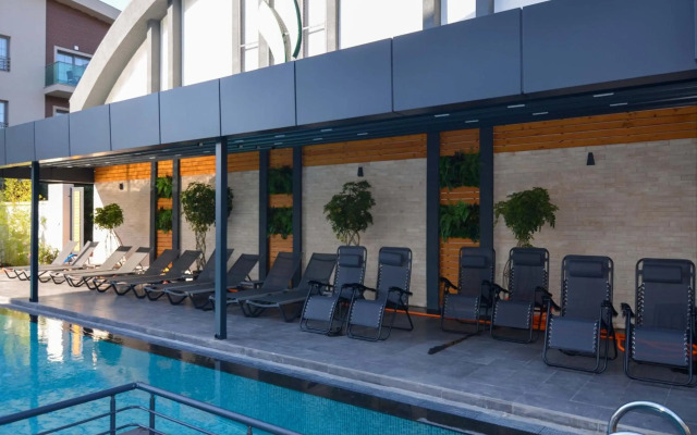 Juglans Suites