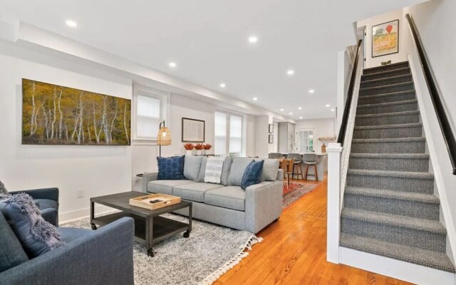 Ardmore Home - Sleeps 7