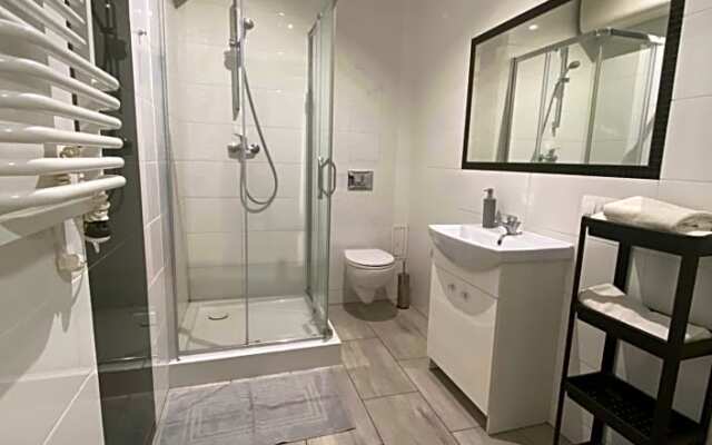 Hostel pod Topolami