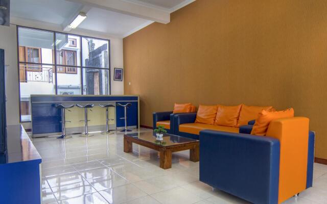 OYO 2469 Sutomo Homestay