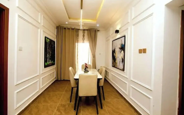 Sow Luxury Apartment