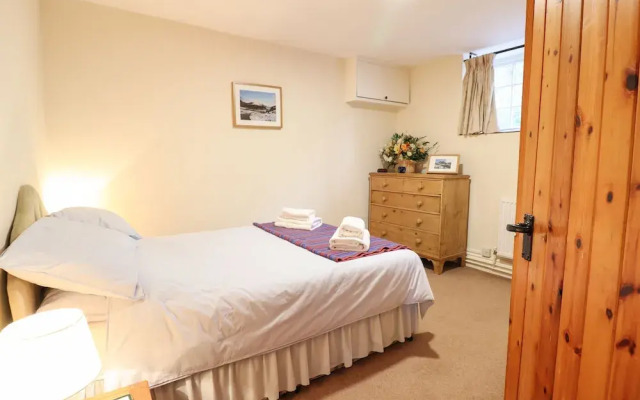 Farchynys Court Cottage