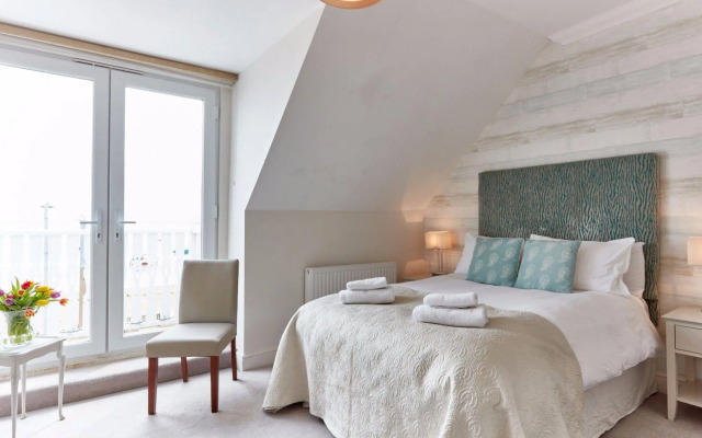 The Beaches Guest House