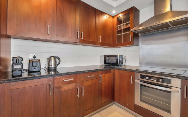 Bellavista - 29 BLVD -1Bedroom Burj View, Dubai