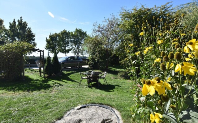 Beautiful Apartment in Kühlungsborn With Garden