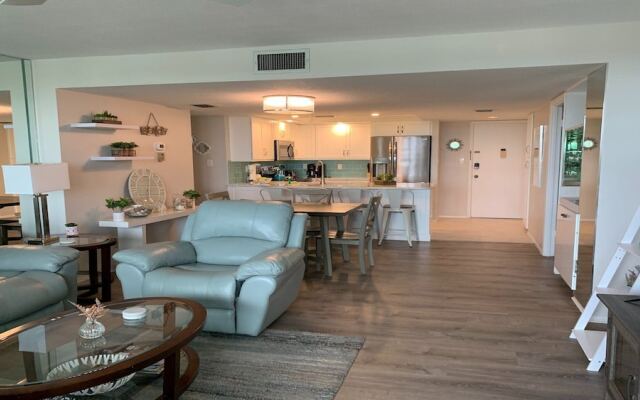 6415 Midnight Pass Road Unit 605