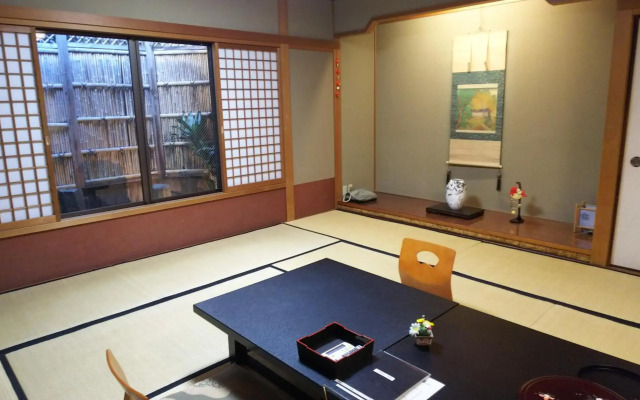 Ryokan Nissho-besso
