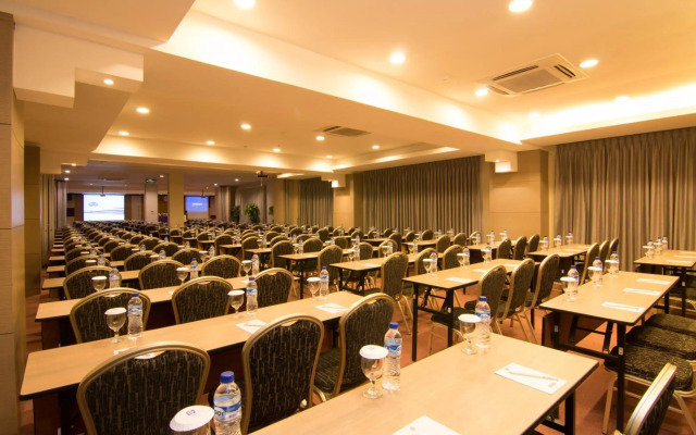 Kuta Central Park Hotel