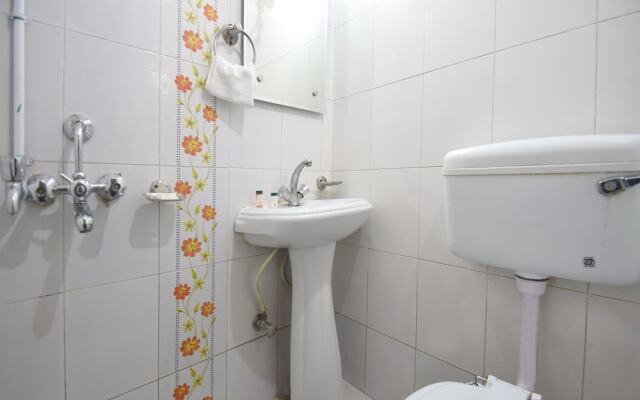 OYO 11637 Hotel Novelty
