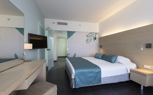 Atlantica Carda Beach