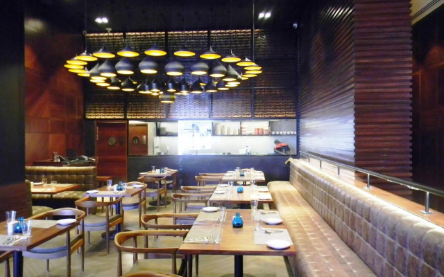 Lemon Tree Premier City Center Gurugram