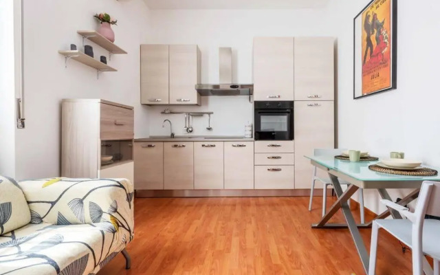 Cozy Apartament in Piazza 5 Giornate by Easylife