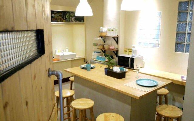 Hometoo Hostel