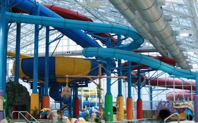 Big Splash Adventure Indoor Water Park & Resort