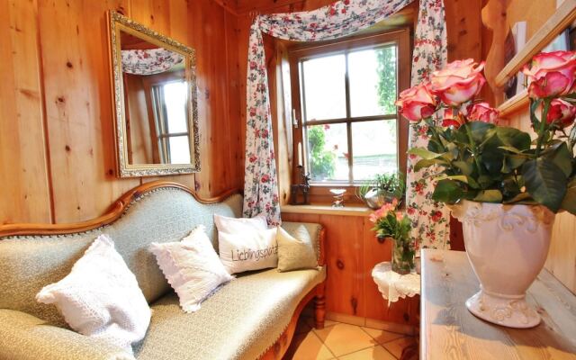 Charming Holiday Home With Private Swimming Pool in Salzburg