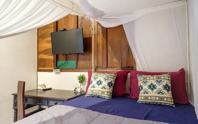 TwoSpaces Living at Wave And Chill House