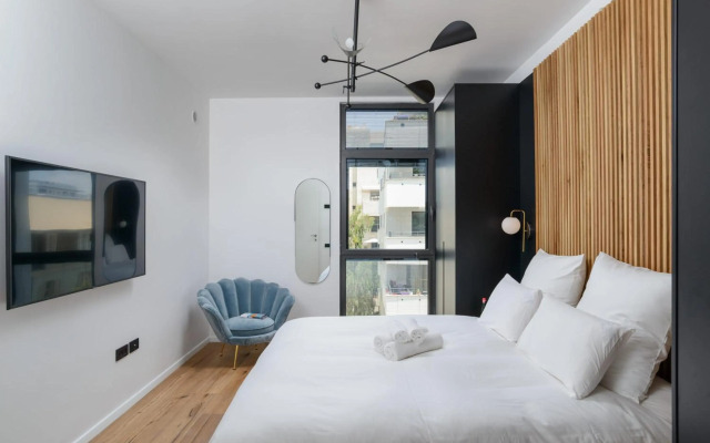 Wood Up by HolyGuest