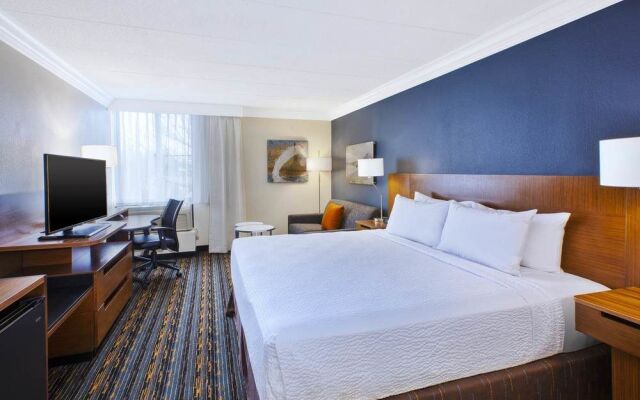 Holiday Inn Express Reston Herndon-Dulles Airport