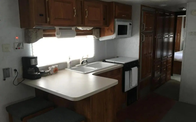 The Canyon Motel & Rv Park