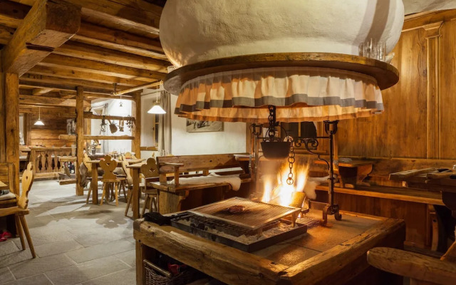 Chalet-Hôtel Borgo Eibn Mountain Lodge, The Originals Relais (Relais du Silence)