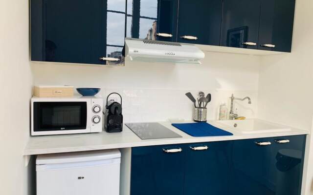 Lexpérience Delie by Icone Collection