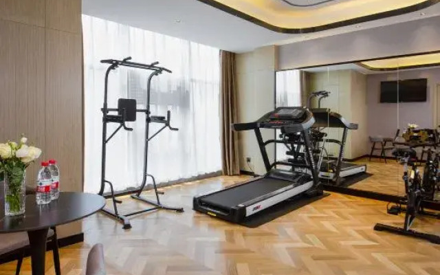 Country Inn & suites by Radisson((Lingnan Xintiandi Branch, Foshan Zumiao Subway Station)