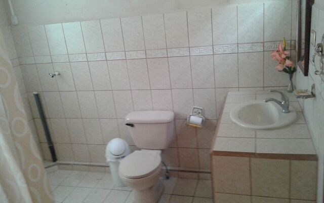 Costa Rica Love Apartments & Rooms