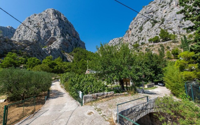 Beautiful Home in Omis With Wifi and 1 Bedrooms