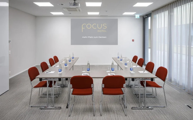 FOCUS Hotel