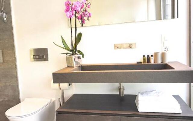 Escape 52 Boutique Apartments