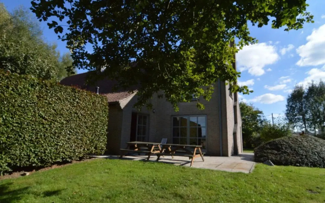 Spacious Holiday Home in Ichtegem With Garden