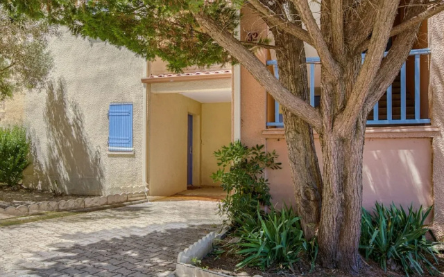 Scenic Apartment in Fleury With Balcony Near Sea