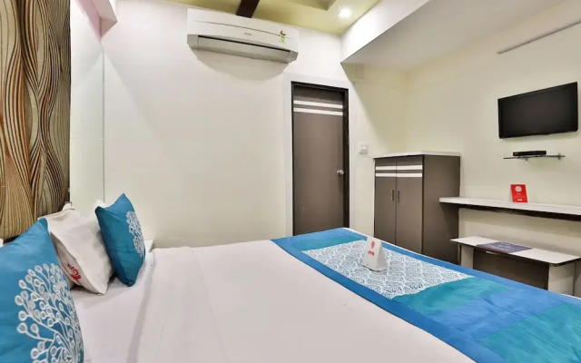 OYO 2389 Hotel The Grand Pritam