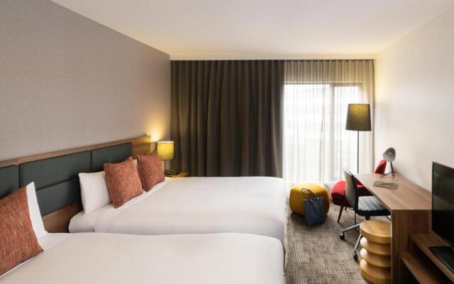 Novotel Sydney International Airport Hotel