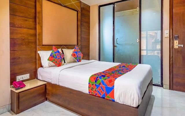 Fabhotel Eros 211