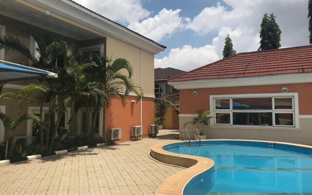 Lake 47 Suites