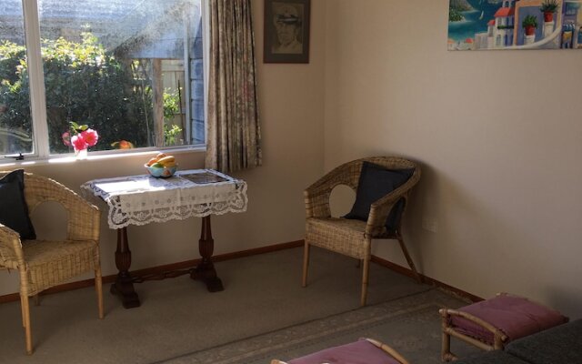 Pukeko Lodge BnB