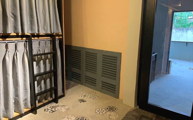 92 Hostel