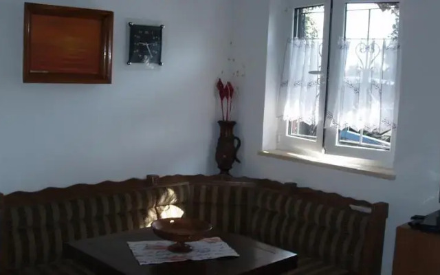 Apartment Mira