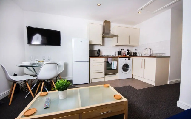 Short Stay Bristol - Mina B Apartment