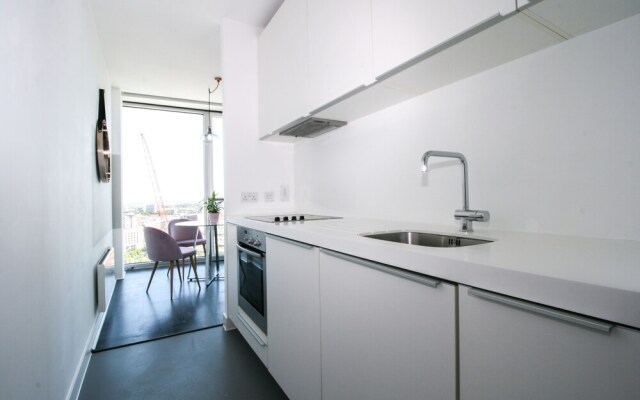 Rotunda - Amazing Skyline Suite