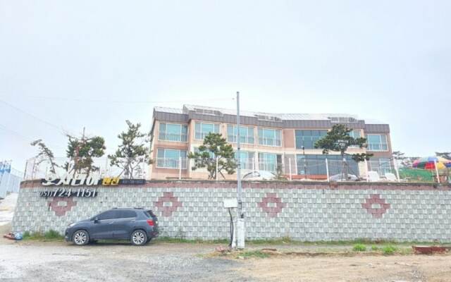 Busan Osiria Pension