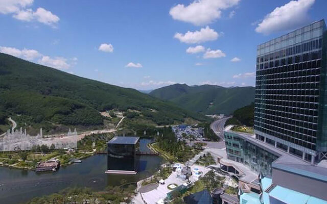High1 Grand Hotel Main Tower