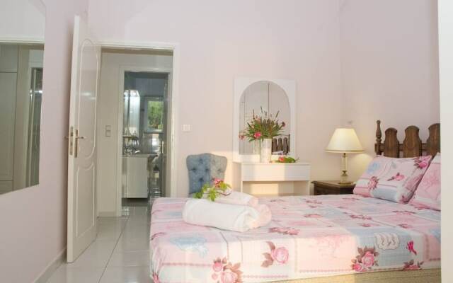 Stylish Flat Romantic Sunsets 300M To The Beach