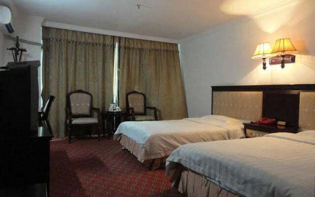 Baoli Business Hotel