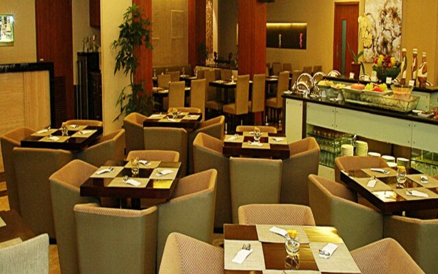 Grand Cemara Hotel